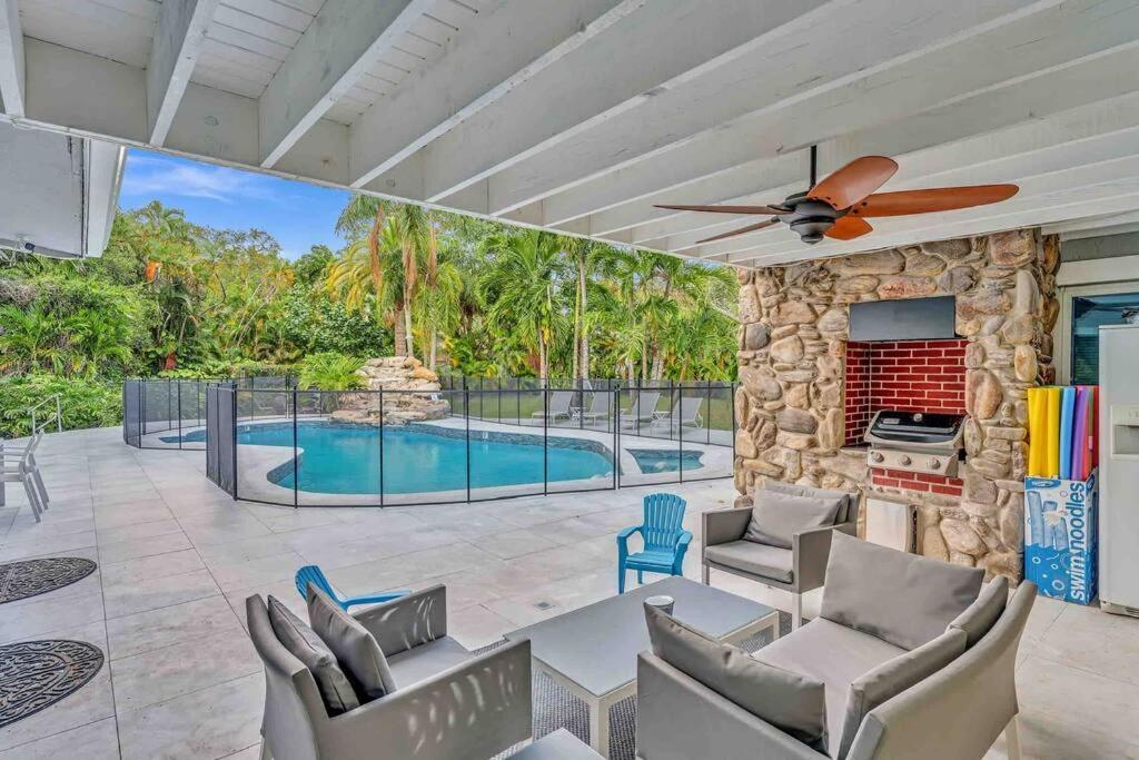 Rare Hidden Getaway Heated Pool 1.5 Acres! Sleeps 16 Villa Форт Лодърдейл Екстериор снимка