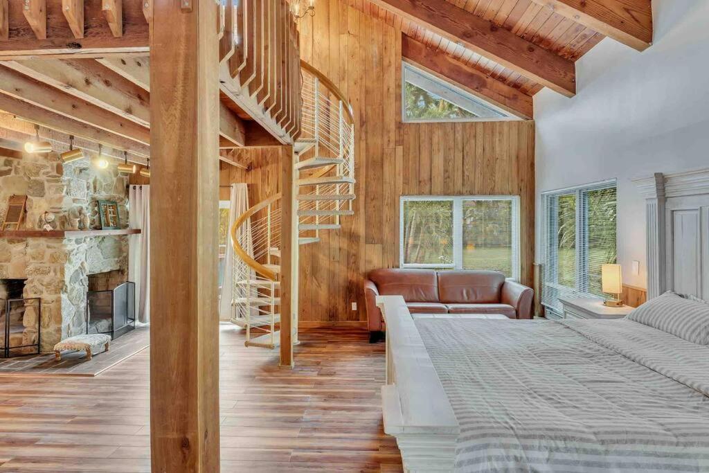 Rare Hidden Getaway Heated Pool 1.5 Acres! Sleeps 16 Villa Форт Лодърдейл Екстериор снимка